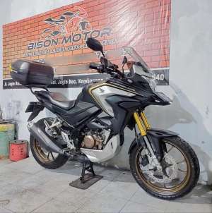 Jual bekas Seperti baru NEW CB150X SE 2022 CBX CB 150 X CB150 X CB 150X,lokasi di Karang Tengah