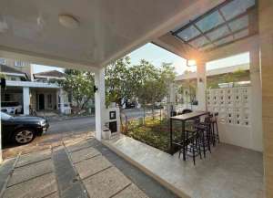 Sewa Cepat Rumah Orchard Park Vitis Elegant Cozy Siap Huni Fully Furnish Batam Center lokasi di ",
          price: `136000000`,
          currency: `IDR`
    };


    let pageData = {
        viewPhoneModalField: , tersedia melalui melalui situs Lamudi