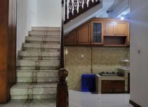 Sewa Murah Rumah Tingkat 2 di taman centuri 2 Pekayon Bekasi j98en lokasi di ",
          price: `57000000`,
          currency: `IDR`
    };


    let pageData = {
        viewPhoneModalField: , tersedia melalui melalui situs Lamudi