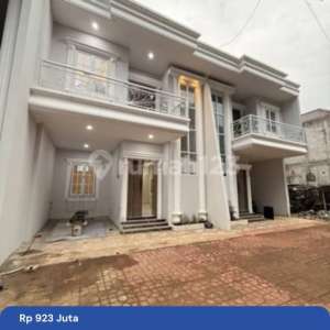 Siaphuni Deket Tol Lrt Cibubur Cluster Mewah Free Custom Lyout , tersedia melalui melalui situs Rumah123