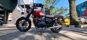 Jual bekas Speed Twin 900 Chrome Edition,lokasi di Tegalrejo