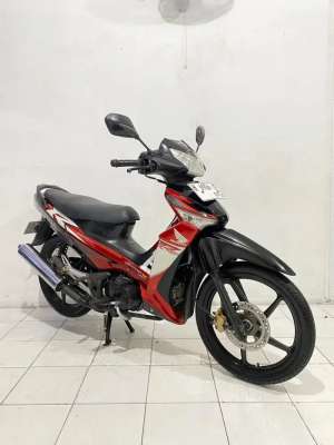 Jual bekas SUPRA X 125 2008 merah hitam,lokasi di Semarang Tengah