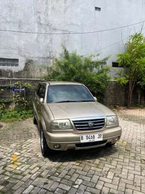 Jual bekas Suzuki grand Escudo,lokasi di 