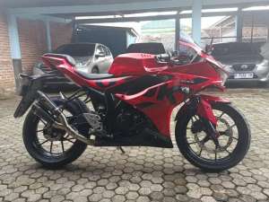 Jual bekas Suzuki GSX R150,lokasi di Cimahi Tengah