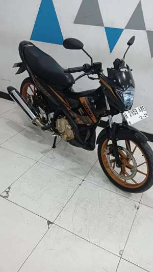 Jual bekas Suzuki Satria FU 150 R SE 2015 Tarikan Kencang,lokasi di Semarang Tengah