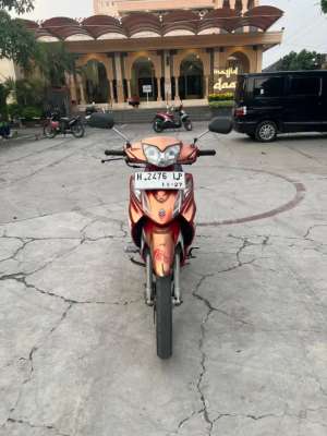 Jual bekas Suzuki Shogun R 125 th 2007,lokasi di Semarang Timur