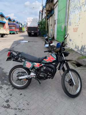 Jual bekas Suzuki TS 125 thn 1997 orian,lokasi di Sukomanunggal