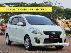 Jual bekas TDP 15jtSuzuki Ertiga 1,4 GX MPV 2015 Putih kondisi Istimewa bergaransi dan dijamin siap pakai Kawanmobilbekas,lokasi di DKI Jakarta