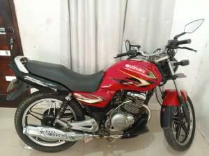 Jual bekas Thunder 125 cc istimewa,lokasi di Cihampelas