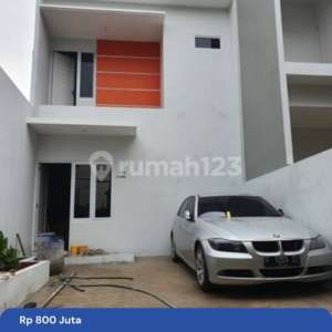 Town House 2 Lantai Baru Shm Depan Gerbang Langsung Jaklingko Jaktim , tersedia melalui melalui situs Rumah123