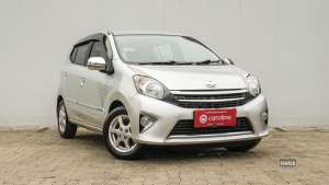 Jual bekas TOYOTA AGYA G 1.0 MT 2016 SILVER,lokasi di Jawa Barat