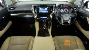 Jual bekas Toyota Alphard 2.5 G AT 2017 Putih,lokasi di Kota Denpasar