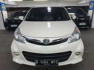 Jual bekas Toyota Avanza 1.5 Veloz AT 2013 FullOriginal SepertiBaru Istimewa Gres,lokasi di 