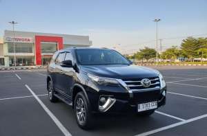 Jual bekas Toyota Fortuner 2.4 VRZ 42 AT 2016,lokasi di Banten