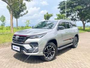 Jual bekas Toyota Fortuner 2.7 SRZ TRD Bensin OTOMATIS 2020 NPR,lokasi di 