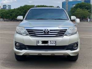 Jual bekas Toyota Fortuner G Lux 2.7 2013,lokasi di DKI Jakarta