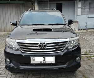 Jual bekas Toyota Fortuner G VNT AT 2013,lokasi di 