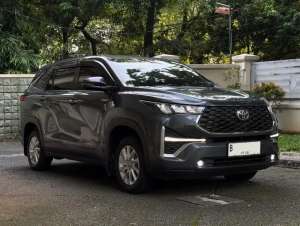 Jual bekas Toyota Innova Zenix G Hybrid 2023,lokasi di 