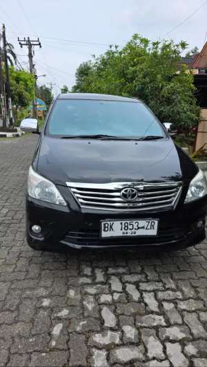 Jual bekas Toyota Kijang Innova 2013 G, manual, bensin,lokasi di 