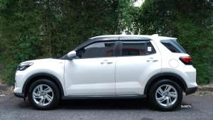 Jual bekas TOYOTA RAIZE G 1.2 CVT AT 2023 PUTIH,lokasi di Jawa Barat