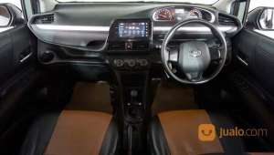 Jual bekas Toyota Sienta G AT 2017 Cokelat,lokasi di Kota Jakarta Selatan