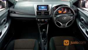 Jual bekas Toyota Yaris G MT 2015 Merah,lokasi di Kota Jakarta Selatan