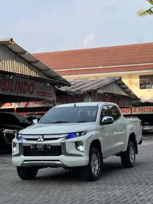 Jual bekas Triton GLS Tangan Pertama 2021,lokasi di 