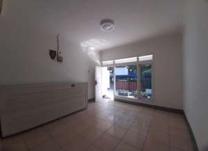 TURUN HARGA LAGIRUMAH STRATEGIS COCOK UNTUK KANTOR DAN USAHA DI DEKAT GEDUNG SATE KOTA BANDUNG lokasi di cibeunying, tersedia melalui melalui situs Lamudi