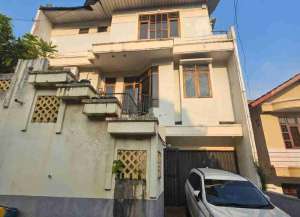 Unit Langka Rumah Full View Semarang Kota Selangkah Dari Kampus UNDIP Tembalang lokasi di Perumahan Elite Bukit Sari Semarang lokasi di ",
          price: `1100000000`,
          currency: `IDR`
    };


    let pageData = {
        viewPhoneModalField: , tersedia melalui melalui situs Lamudi