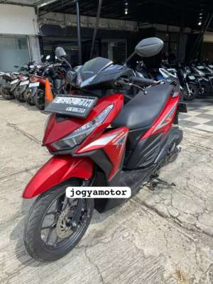 Jual bekas Vario 125 iss Tahun 2015,lokasi di Bojongsari