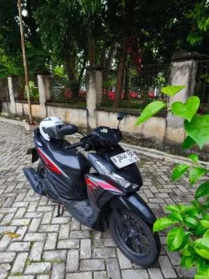 Jual bekas Vario 125 LED OLD,lokasi di Cibinong