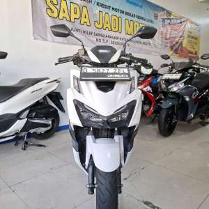 Jual bekas vario 160 type cbs like new tahun 2023 Motor,lokasi di Kab. Bandung