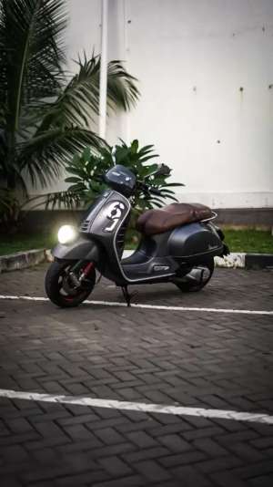 Jual bekas VESPA GTV 300 HPE 2021,lokasi di Pamulang