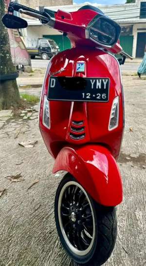 Jual bekas VESPA MATIC SPRINT IGET 150 ABS 2021,lokasi di Katapang