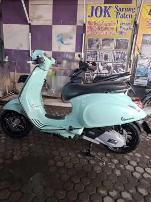 Jual bekas Vespa primavera hijau 2021,lokasi di Cibodas