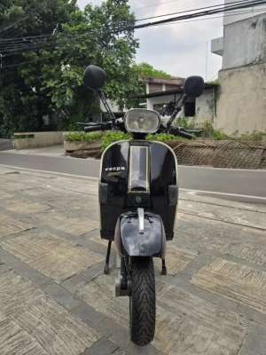 Jual bekas Vespa PX sport 84,lokasi di Cilandak
