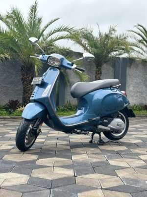 Jual bekas Vespa Sprint S 150 ABS IGet 2021 10 Thn Anniversary Limited Edition,lokasi di Citraland