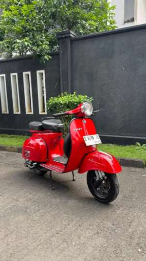Jual bekas Vespa sprint V 1978,lokasi di Babakan Ciparay