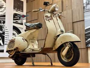 Jual bekas Vespa tua Vespa VL 1 1955,lokasi di Tenggilis Mejoyo