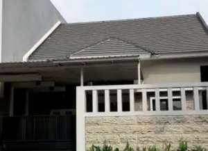 vila valensia lokasi di babatan, tersedia melalui melalui situs Lamudi