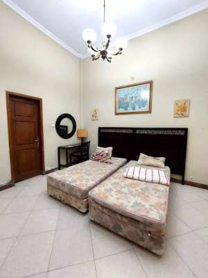 Villa dengan Halaman Super Luas di Area Sejuk Pakem lokasi di Pakem, tersedia melalui melalui situs Olx