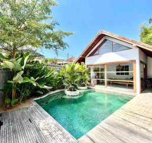 Villa Mertanadi Kerobokan badung lokasi di Seminyak, tersedia melalui melalui situs Olx
