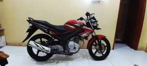 Jual bekas VIXION 2015 STANDART SEGEL,lokasi di Krian
