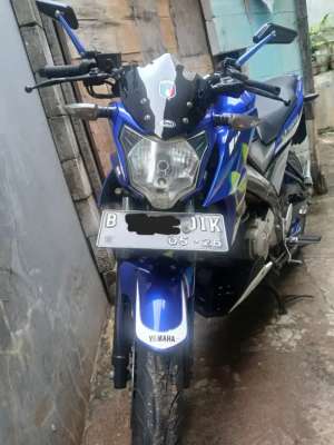 Jual bekas Vixion Advance movistar biru,lokasi di Ciledug