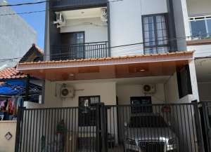 WTS Dijual Regensi Melati Mas Tangerang Selatan lokasi di jelupang, tersedia melalui melalui situs Lamudi