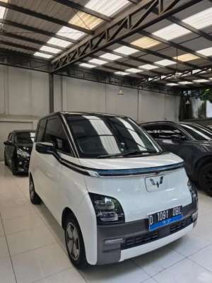 Jual bekas WULING AIR EV LONG RANGE AT MATIC 2022 ASTINA MOBIL NO BINGOU,lokasi di 