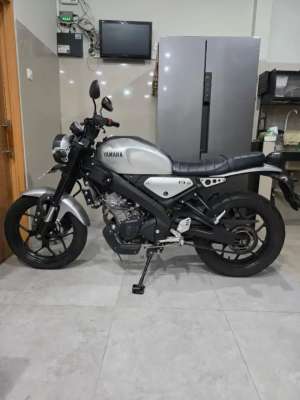 Jual bekas XSR 155 2023 Full Original,lokasi di Jagakarsa