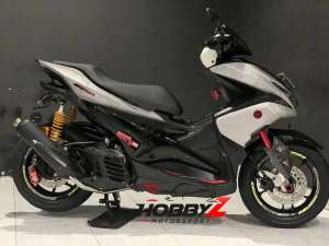 Jual bekas Yamaha aerox 155 abs 2018 modif ninja,km 17rb,istimewa mantap,lokasi di Ciledug