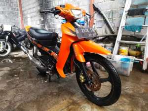 Jual bekas Yamaha F1ZR 2002,lokasi di Margaasih