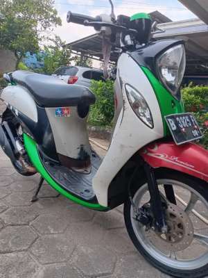 Jual bekas YAMAHA FINO 2014,lokasi di Tambun Selatan